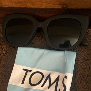 Toms Sunglasses Sydney black